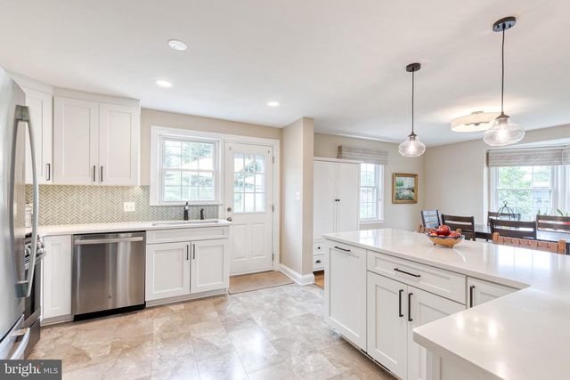 8222 PLEASANT PLAINS RD, Baltimore, MD 21286