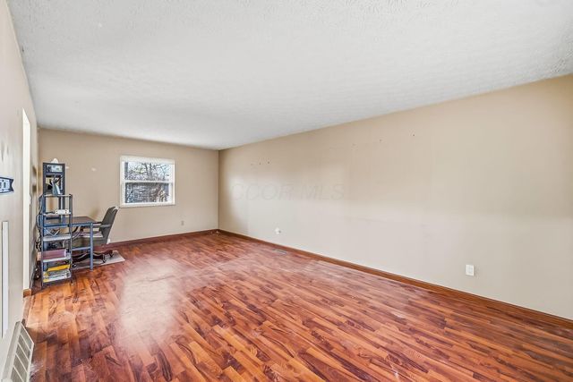 1116 Timberbank Lane, Westerville, OH 43081