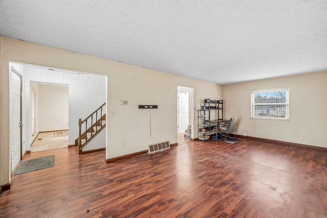 1116 Timberbank Lane, Westerville, OH 43081