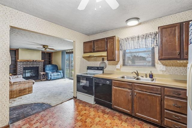 1116 Timberbank Lane, Westerville, OH 43081