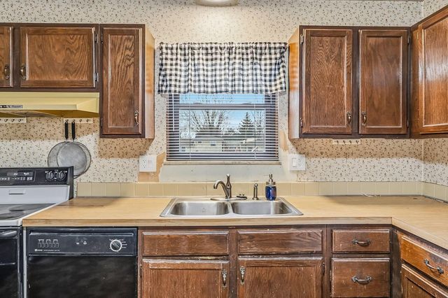 1116 Timberbank Lane, Westerville, OH 43081