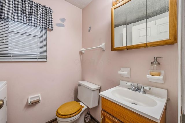 1116 Timberbank Lane, Westerville, OH 43081