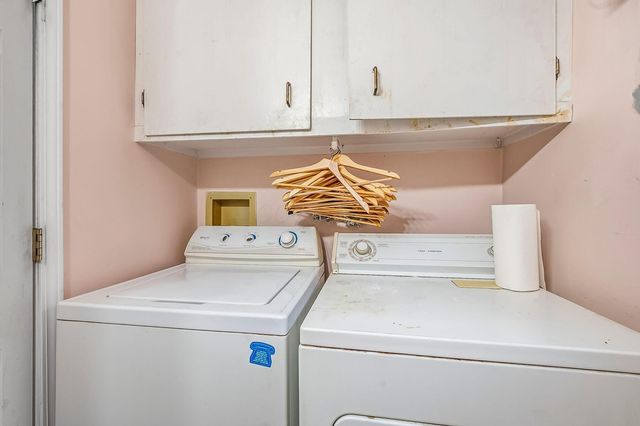 1116 Timberbank Lane, Westerville, OH 43081