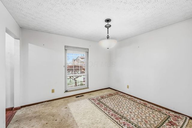 1116 Timberbank Lane, Westerville, OH 43081