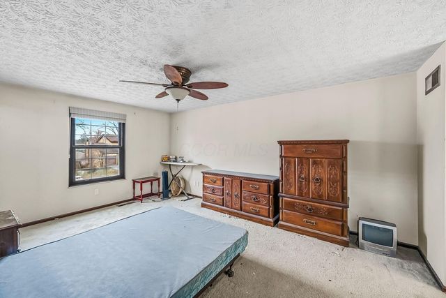 1116 Timberbank Lane, Westerville, OH 43081