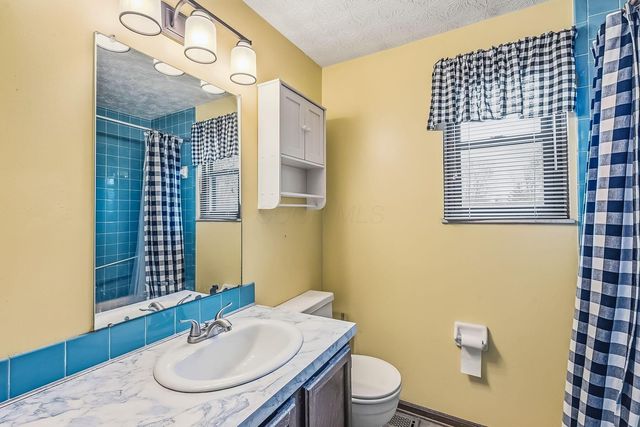 1116 Timberbank Lane, Westerville, OH 43081