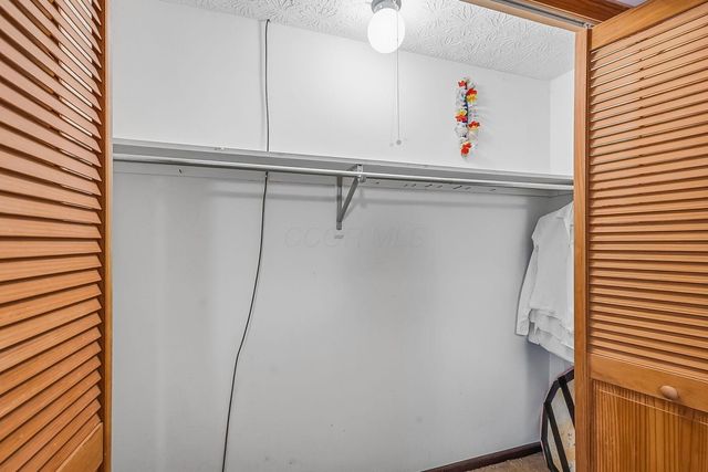 1116 Timberbank Lane, Westerville, OH 43081