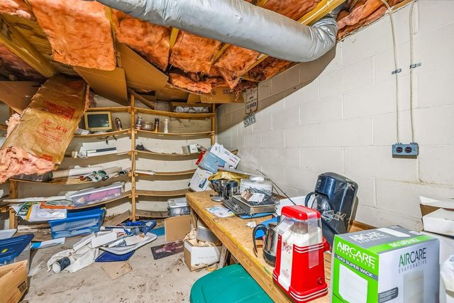 1116 Timberbank Lane, Westerville, OH 43081