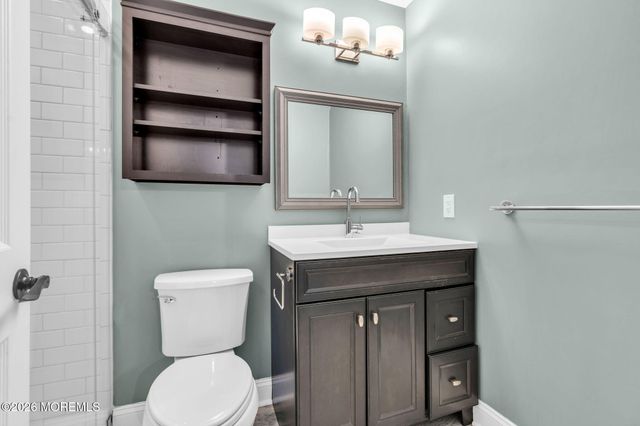 55 Oak Lane, Eatontown, NJ 07724