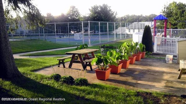 55 Oak Lane, Eatontown, NJ 07724