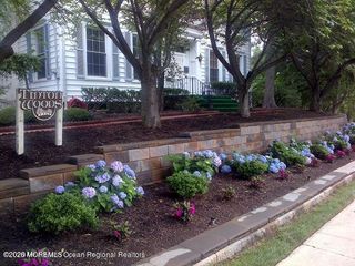 55 Oak Lane, Eatontown, NJ 07724