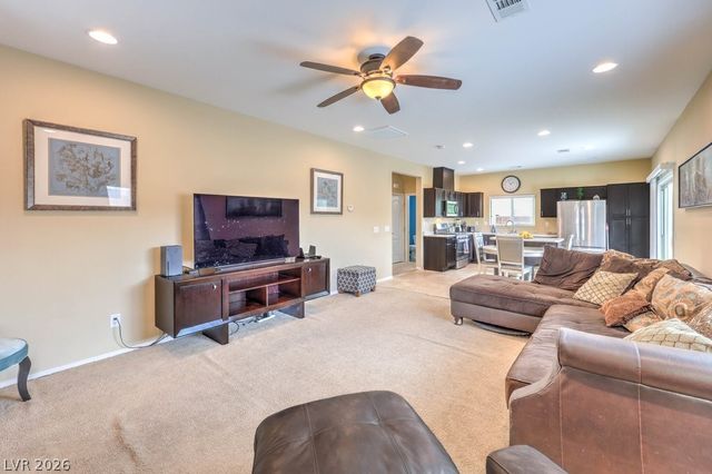 10638 AXIS MOUNTAIN Court, Las Vegas, NV 89166