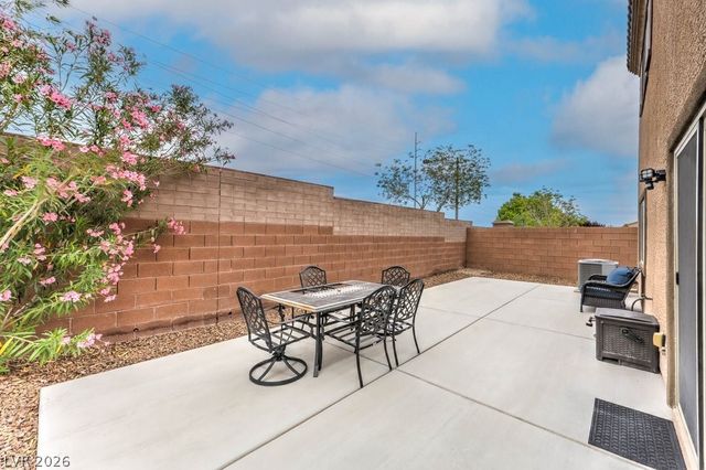 10638 AXIS MOUNTAIN Court, Las Vegas, NV 89166