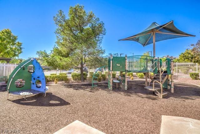 10638 AXIS MOUNTAIN Court, Las Vegas, NV 89166