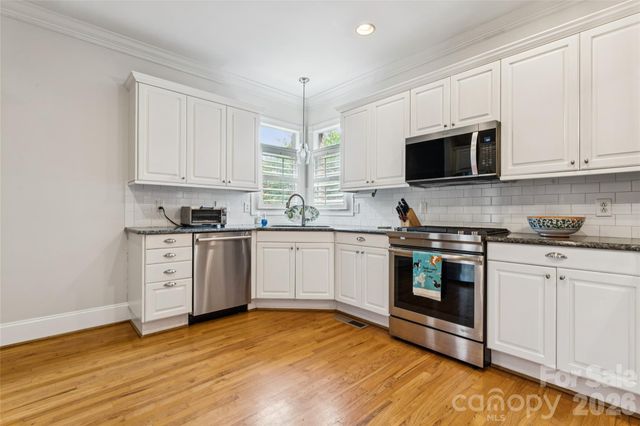 6784 Lynrose Court, Charlotte, NC 28226