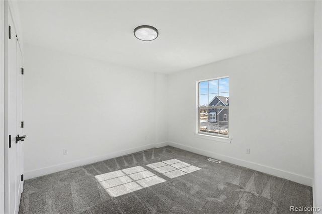 56270 Stone Falcon, Shelby Twp, MI 48316