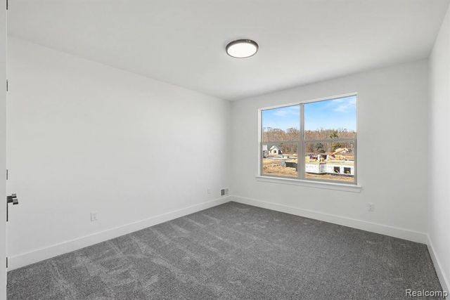 56270 Stone Falcon, Shelby Twp, MI 48316