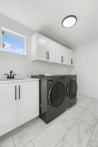 56270 Stone Falcon, Shelby Twp, MI 48316