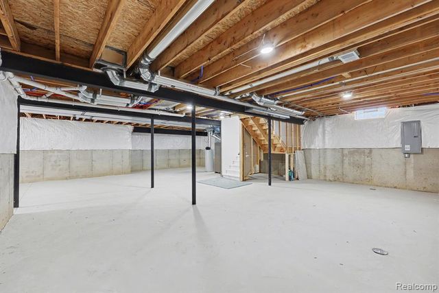 56270 Stone Falcon, Shelby Twp, MI 48316