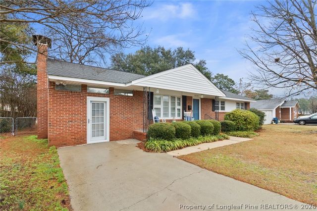 1521 Berkshire Road, Fayetteville, NC 28304