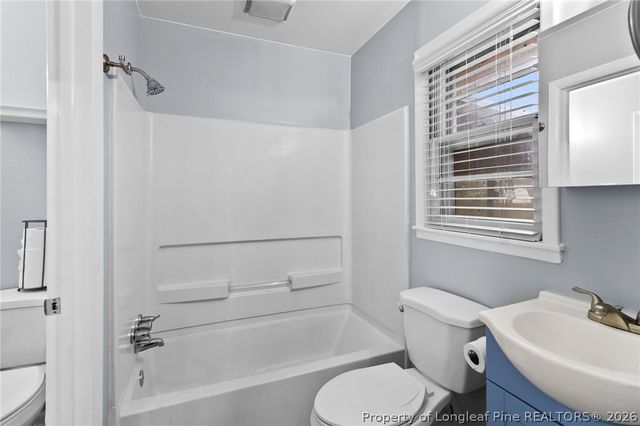 1521 Berkshire Road, Fayetteville, NC 28304