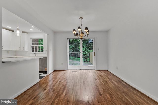 309 CENTER ST N, Vienna, VA 22180