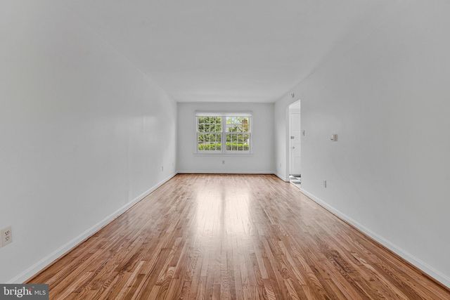 309 CENTER ST N, Vienna, VA 22180
