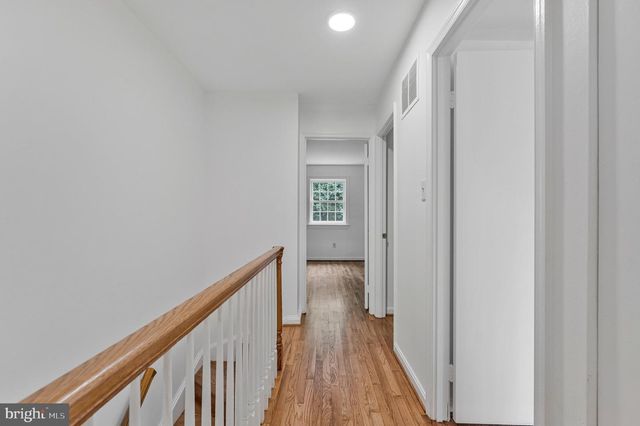 309 CENTER ST N, Vienna, VA 22180