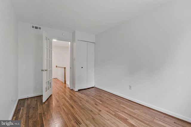 309 CENTER ST N, Vienna, VA 22180