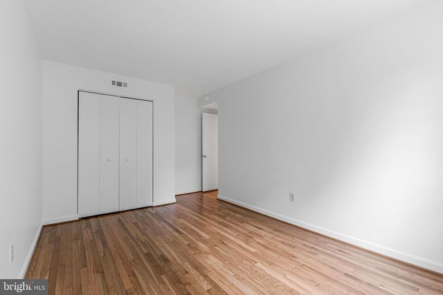 309 CENTER ST N, Vienna, VA 22180