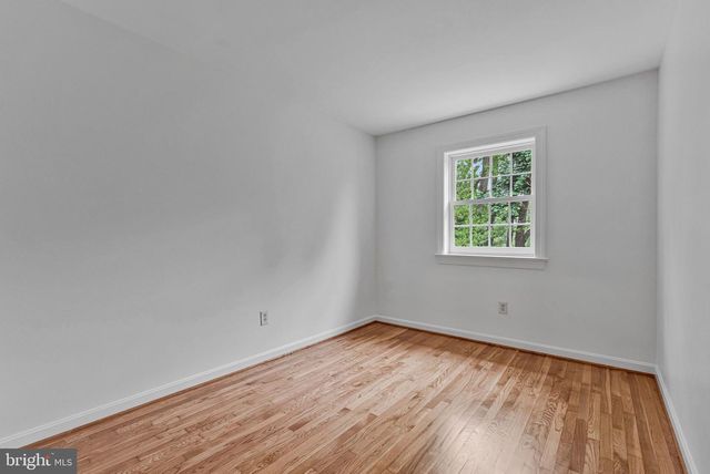 309 CENTER ST N, Vienna, VA 22180