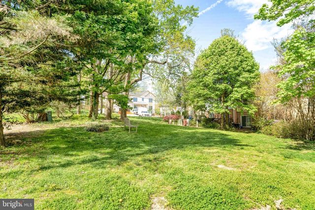 309 CENTER ST N, Vienna, VA 22180