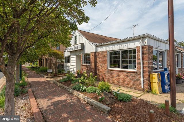309 CENTER ST N, Vienna, VA 22180