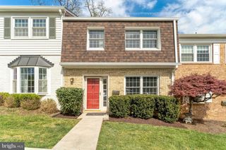 309 CENTER ST N, Vienna, VA 22180