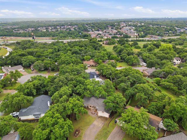 7658 Blue Carriage Court, Fort Worth, TX 76120