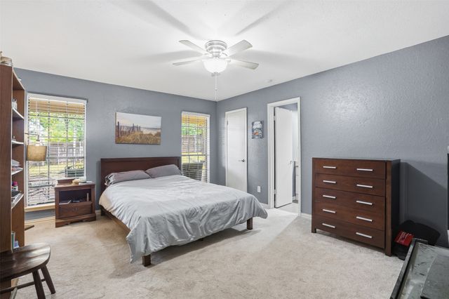 7658 Blue Carriage Court, Fort Worth, TX 76120