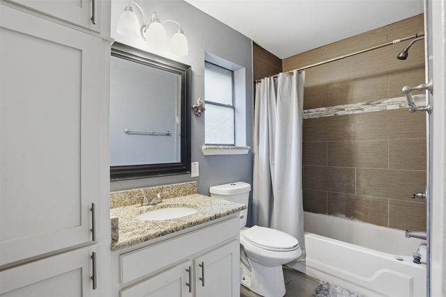 7658 Blue Carriage Court, Fort Worth, TX 76120