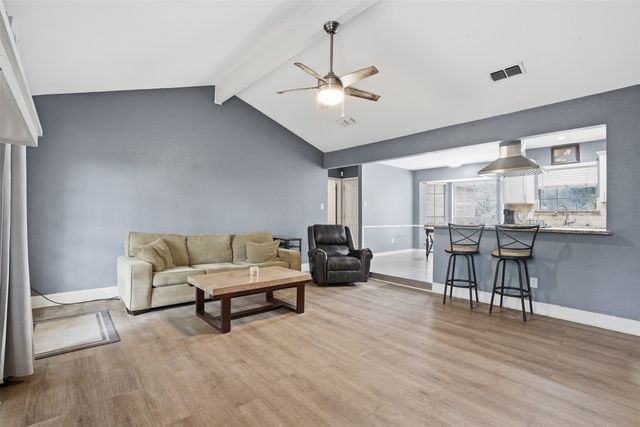 7658 Blue Carriage Court, Fort Worth, TX 76120