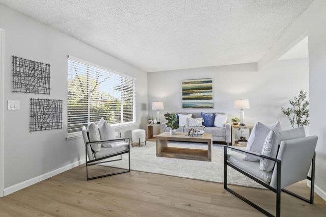 3184 Fernside Square, San Jose, CA 95132