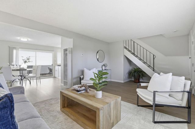 3184 Fernside Square, San Jose, CA 95132