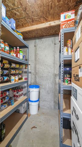 939 W NIBLEY PKWY, Nibley, UT 84321