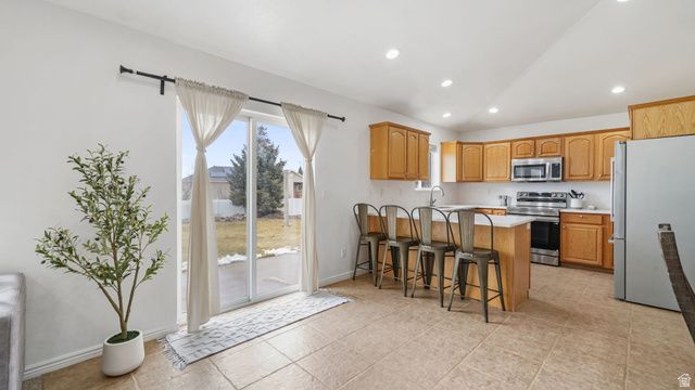 939 W NIBLEY PKWY, Nibley, UT 84321