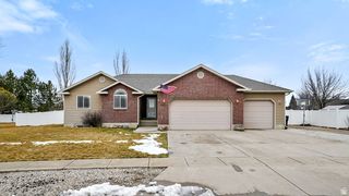 939 W NIBLEY PKWY, Nibley, UT 84321
