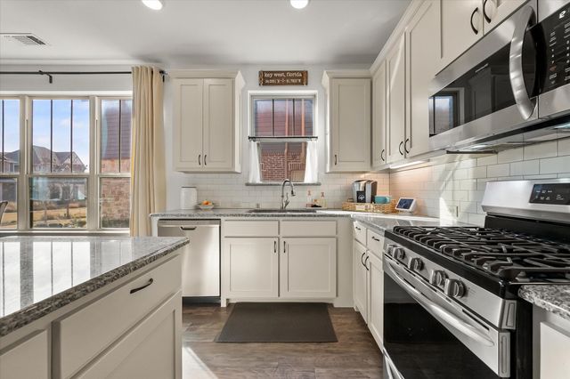 4519 Fossil Opal Lane, Arlington, TX 76005