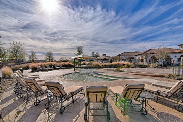 4519 Fossil Opal Lane, Arlington, TX 76005