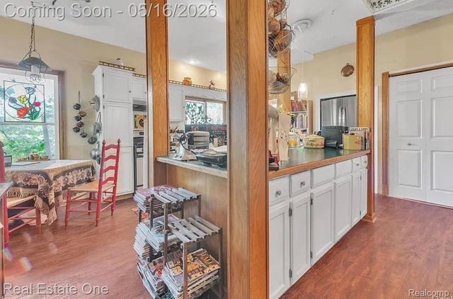 108 College Street, Holly Township, MI 48442