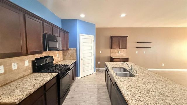 2357 Cornell Circle, Mcdonough, GA 30253