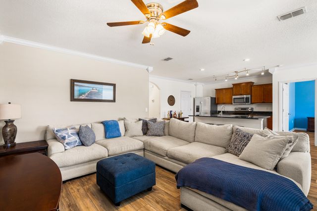 1486 Lexington Square SW, Vero Beach, FL 32962