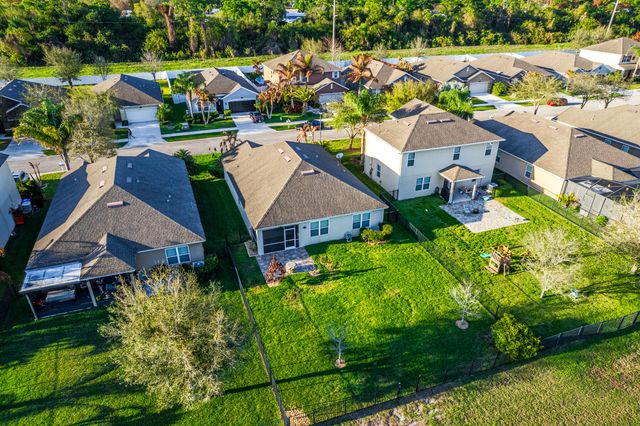 1486 Lexington Square SW, Vero Beach, FL 32962