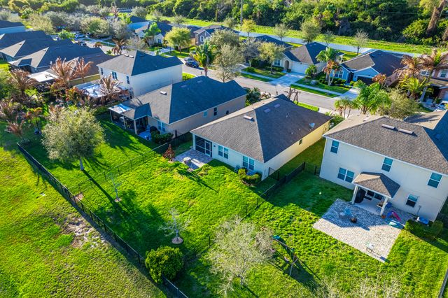 1486 Lexington Square SW, Vero Beach, FL 32962